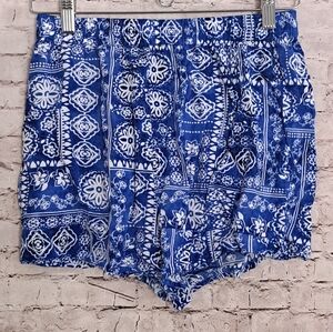 RUSTTYDUSTTY Blue/White Floral Print Rayon Shorts Medium